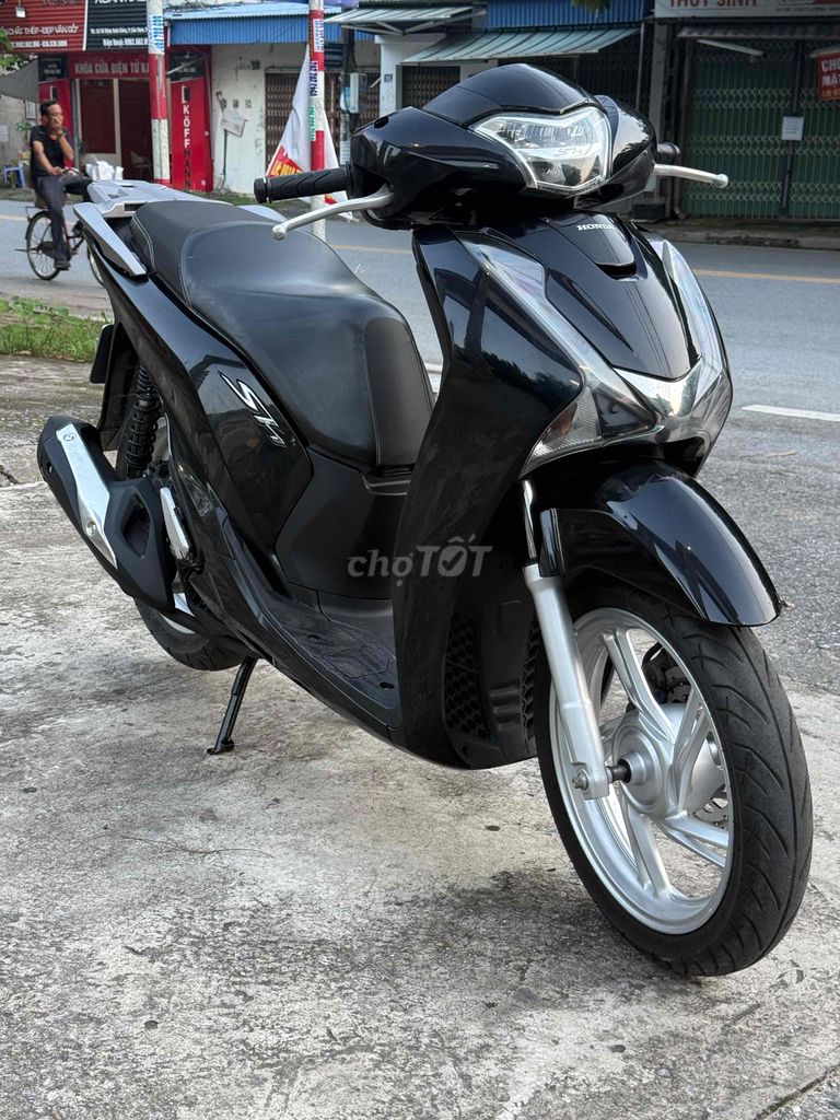 Honda SH 2018 - ảnh 1