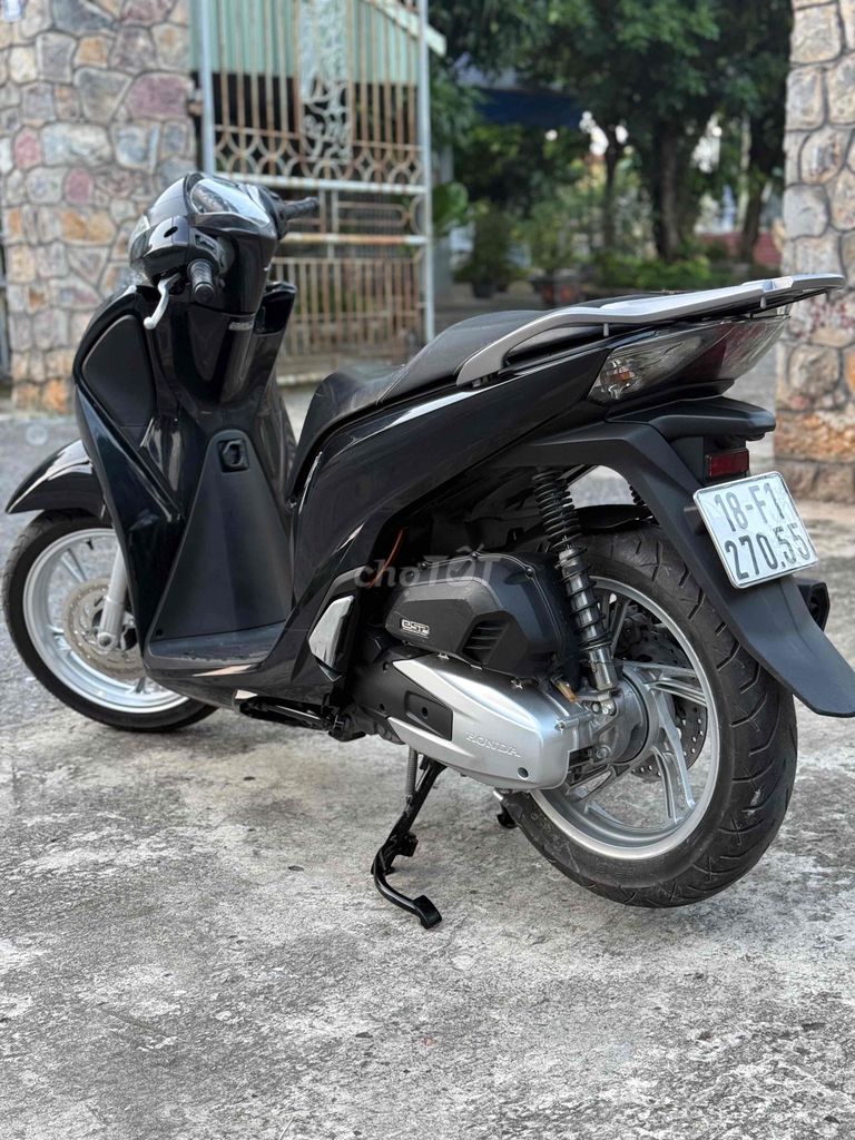 Honda SH 2018 - ảnh 3