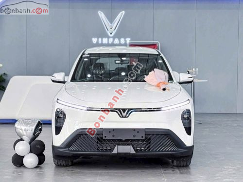 VinFast Limo Green AT 2026 - ảnh 1