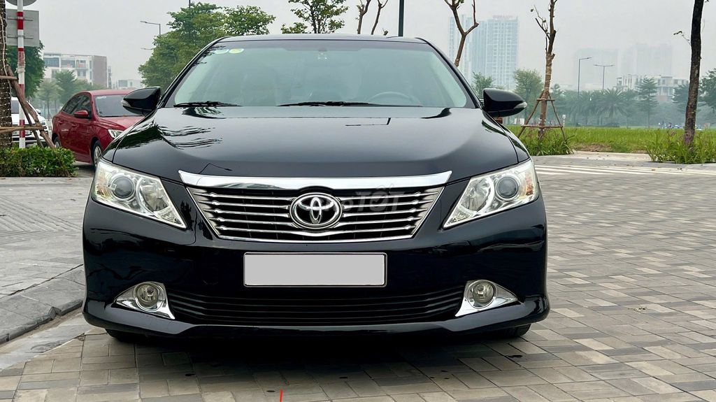 Toyota Camry 2.0E 2013 - ảnh 1