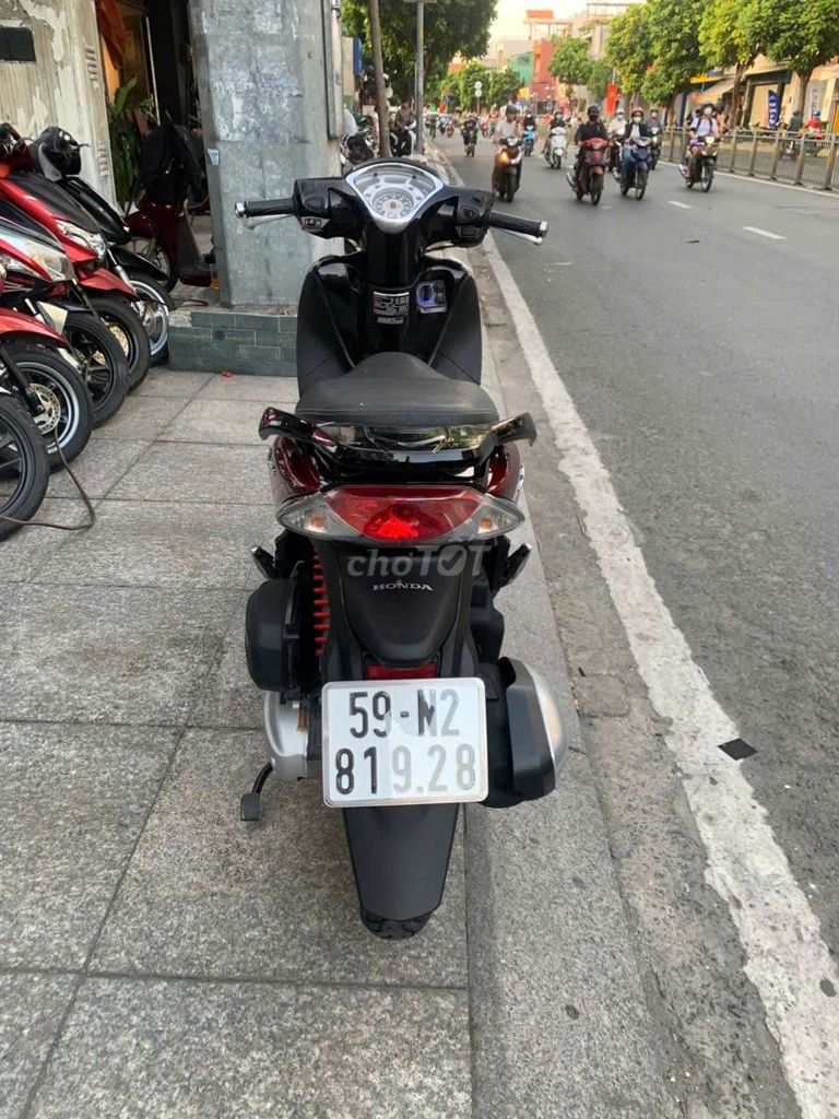 Honda SH Mode 2017 - ảnh 2