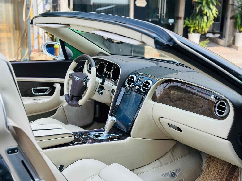 Bentley Continental 2015 - ảnh 3