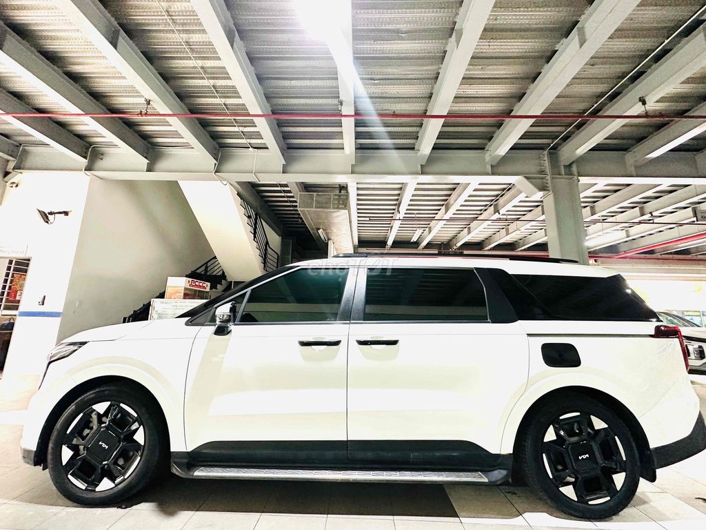 Kia Carnival - ảnh 4