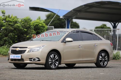 Chevrolet Cruze LTZ 1.8 AT 2015 - ảnh 2