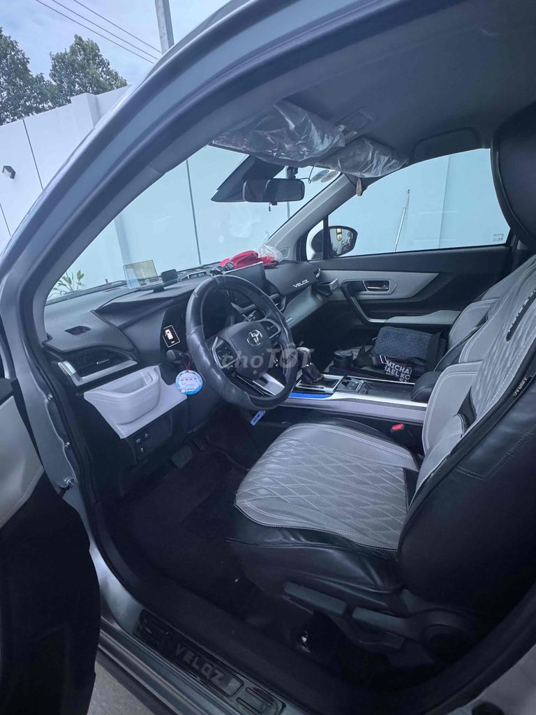 Toyota Veloz Cross - ảnh 5
