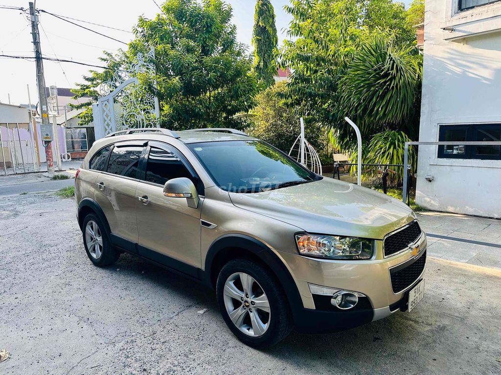 Chevrolet Captiva 2013 - ảnh 2