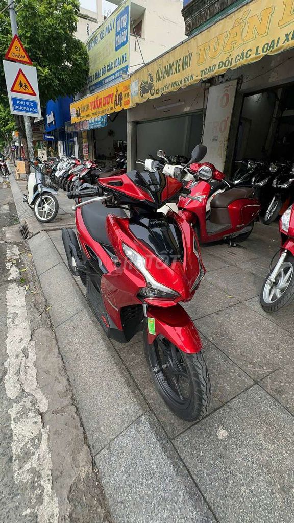 Honda Air Blade 2024 - ảnh 1