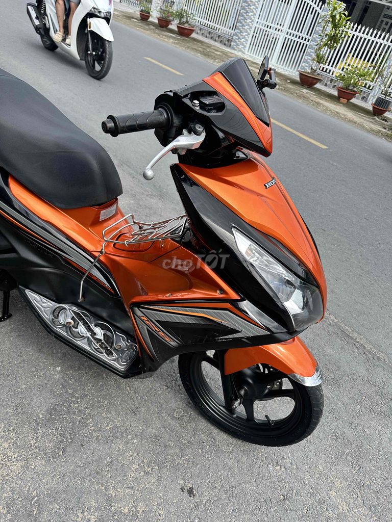 Honda Air Blade 2015 - ảnh 4