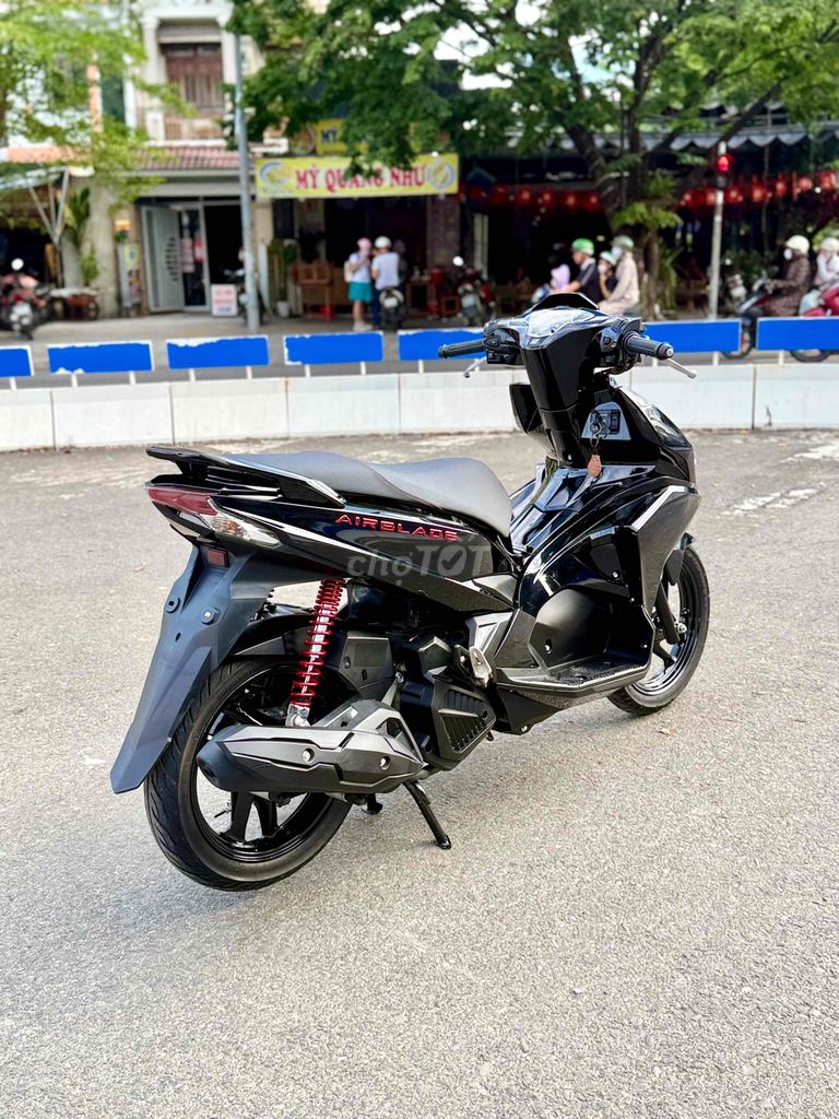 Honda Air Blade 2017 - ảnh 2