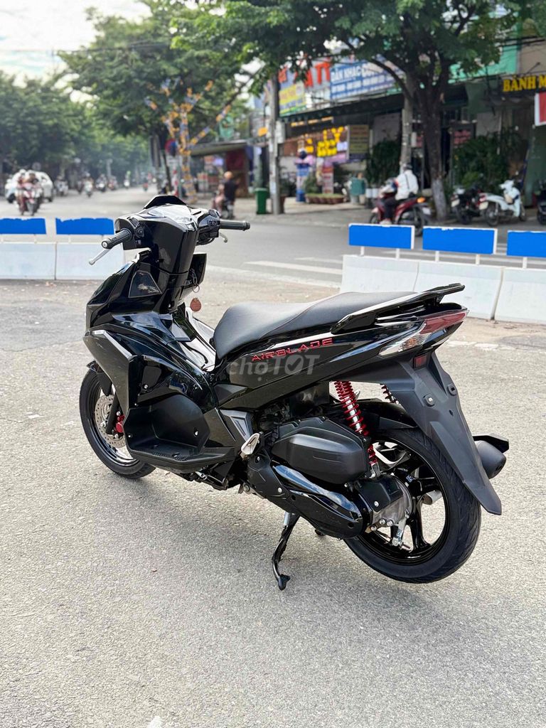 Honda Air Blade 2017 - ảnh 3