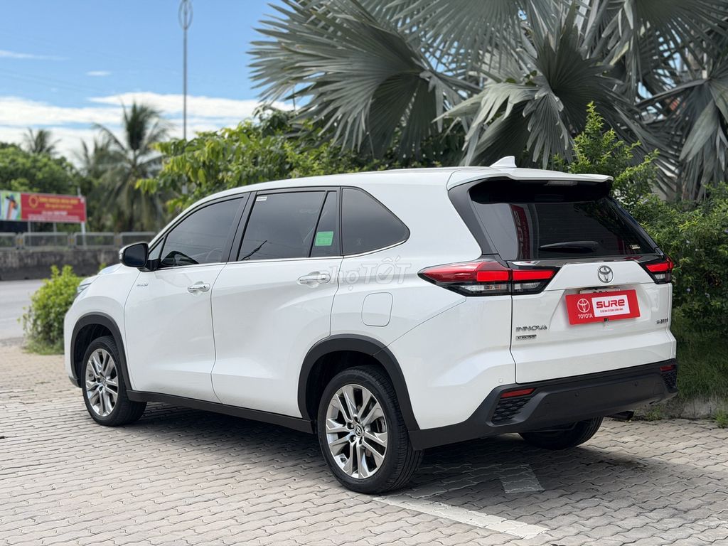 Toyota Innova Cross 2024 - ảnh 4