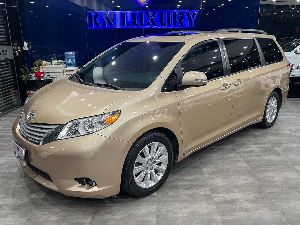 Toyota Sienna 2012 - ảnh 3