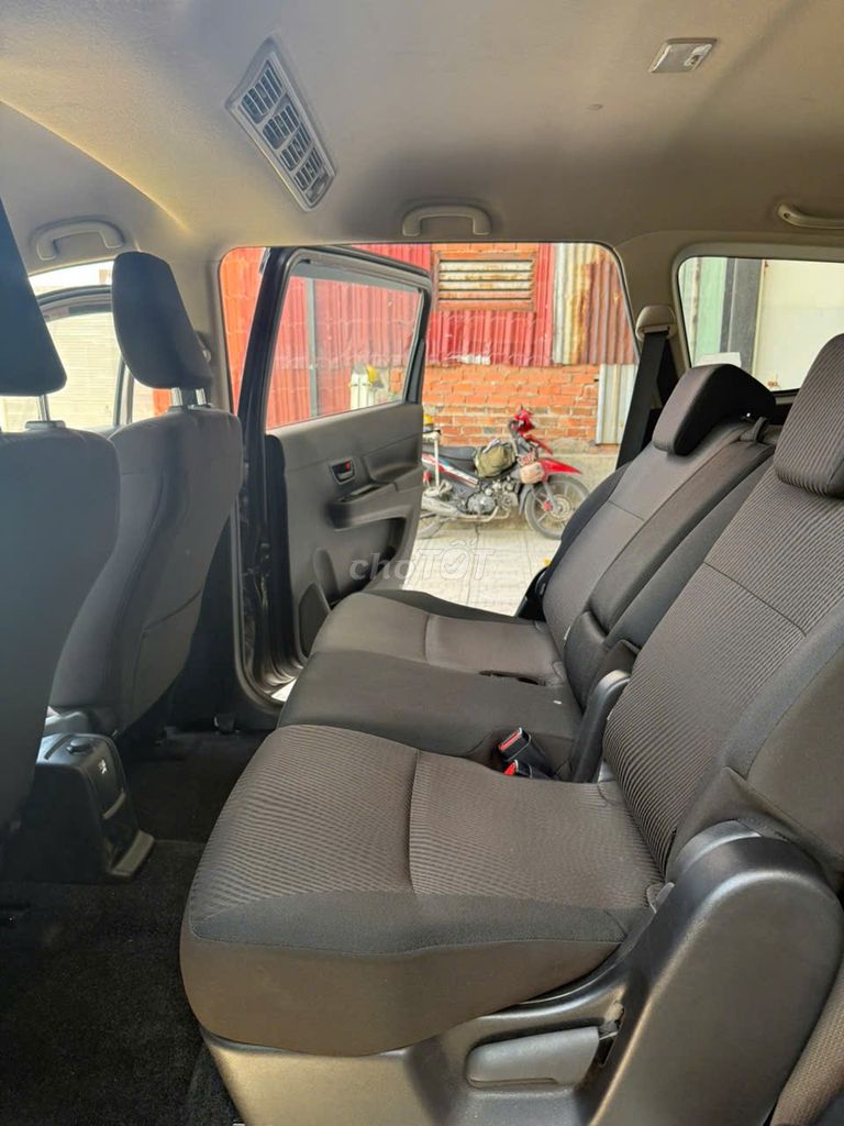 Suzuki Ertiga 2022 - ảnh 3