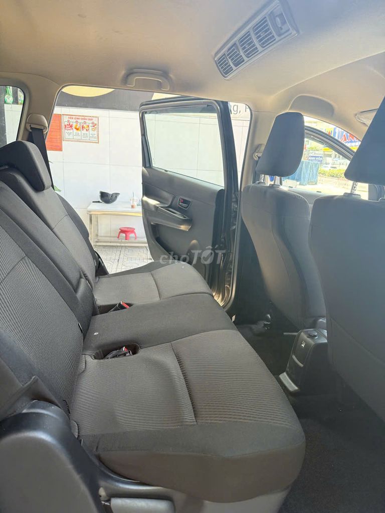 Suzuki Ertiga 2022 - ảnh 5