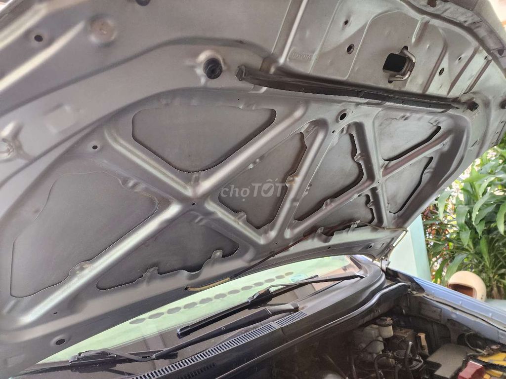 Toyota Innova 2.0E 2013 - ảnh 4