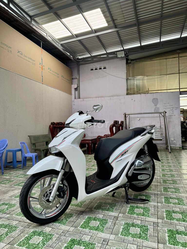 Honda SH 2025 - ảnh 1