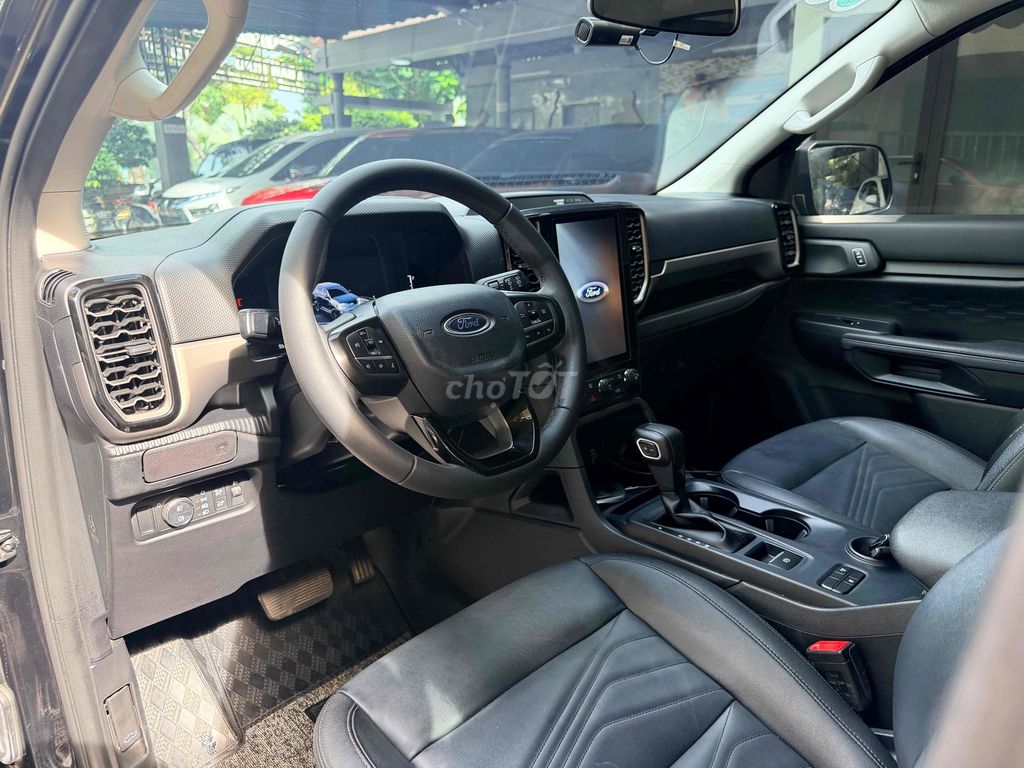 Ford Everest 2024 - ảnh 4