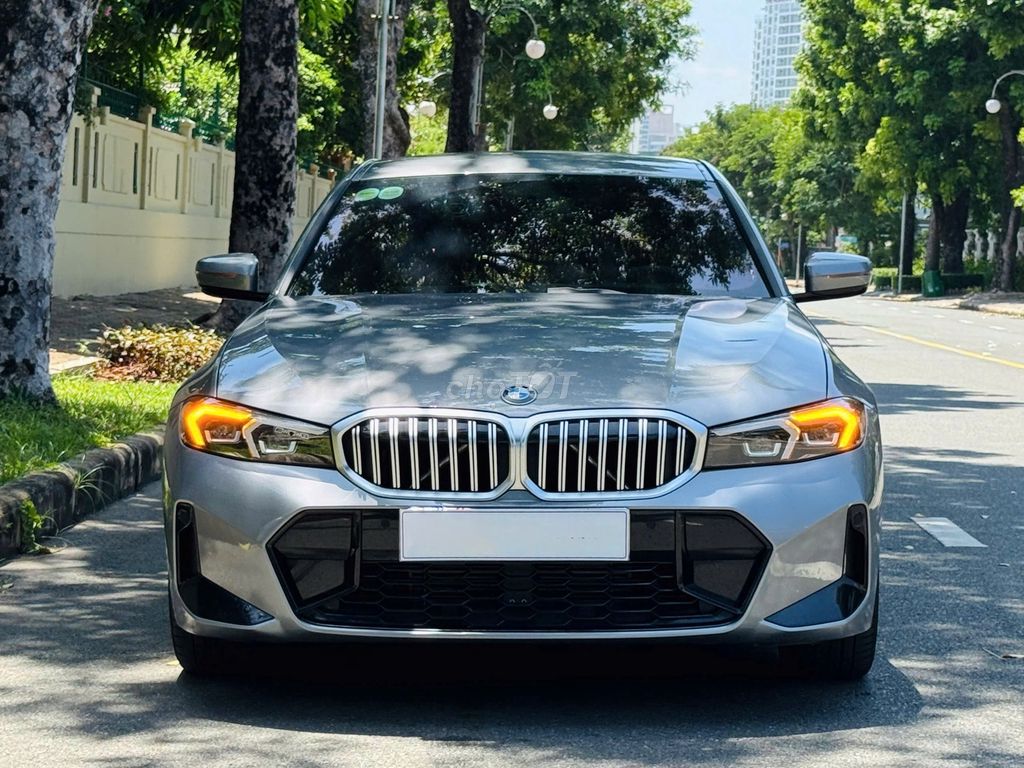 BMW 2025 - ảnh 2