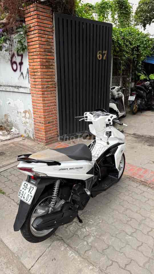 Honda Air Blade 2017 - ảnh 2