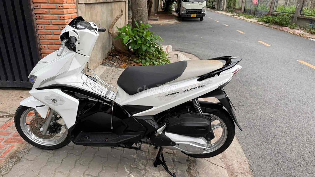 Honda Air Blade 2017 - ảnh 5