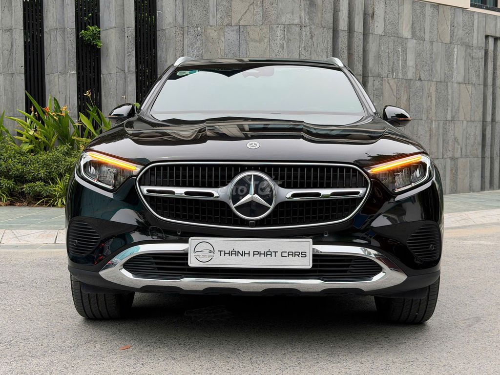 Mercedes-Benz GLC 2023 - ảnh 3