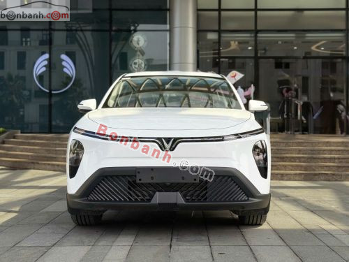 VinFast Limo Green AT 2026 - ảnh 1