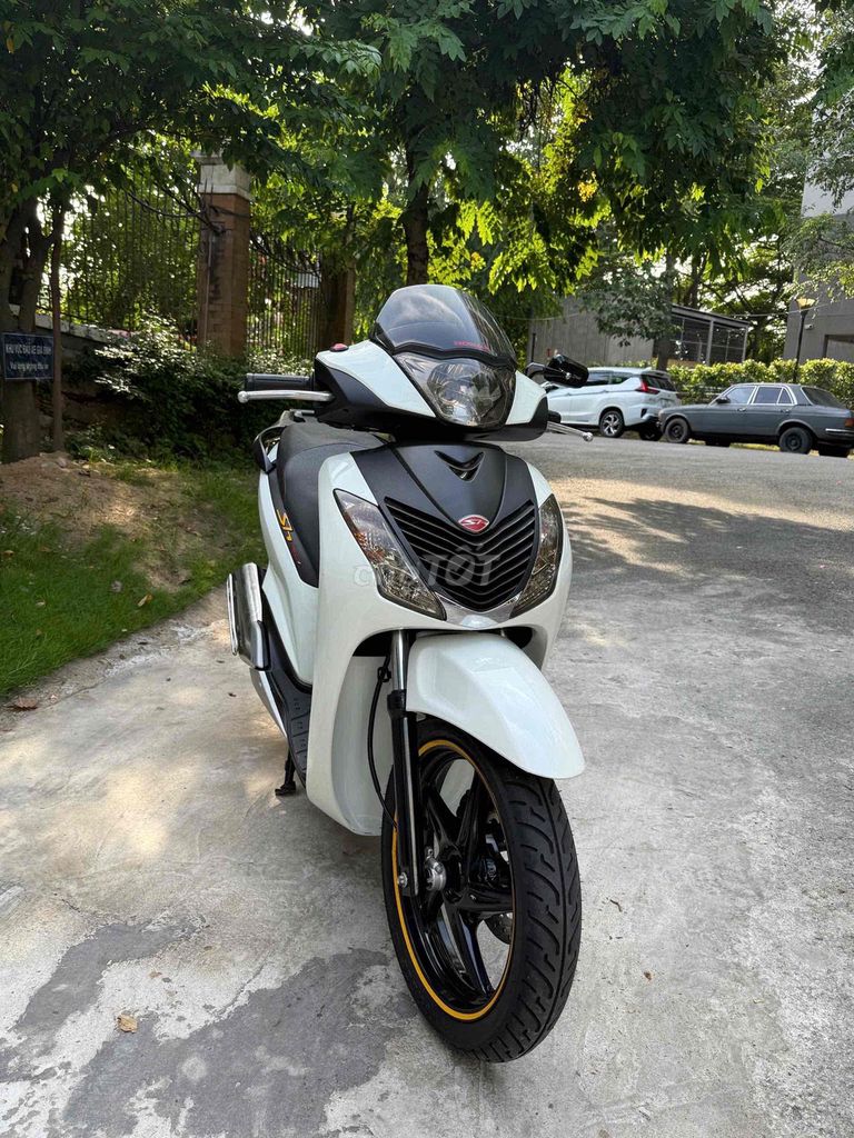 Honda SH 2010 - ảnh 2