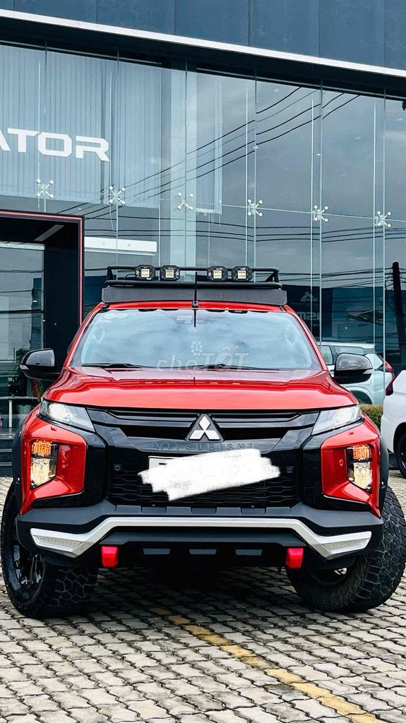 Mitsubishi 2022 - ảnh 1