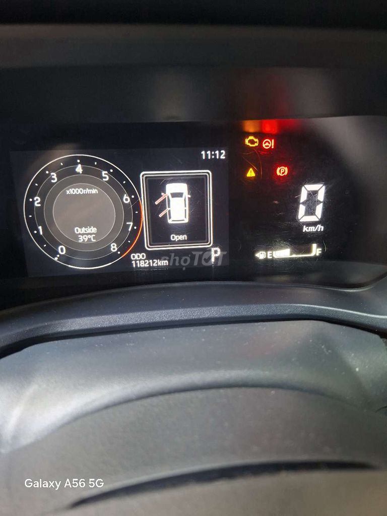 Toyota Veloz Cross - ảnh 2