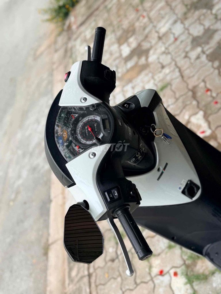 Honda SH 2011 - ảnh 2