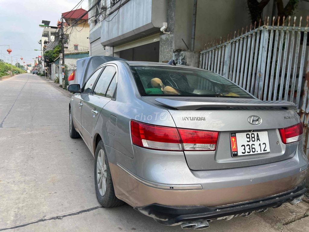 Hyundai Sonata 2009 - ảnh 3