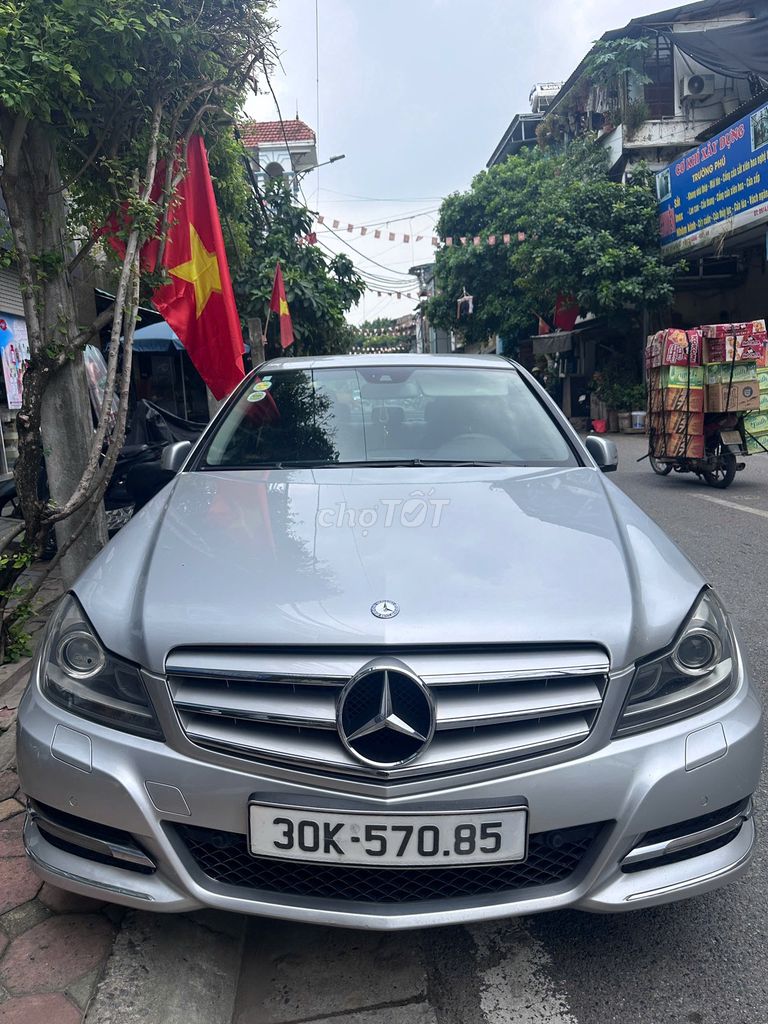 Mercedes-Benz - ảnh 5