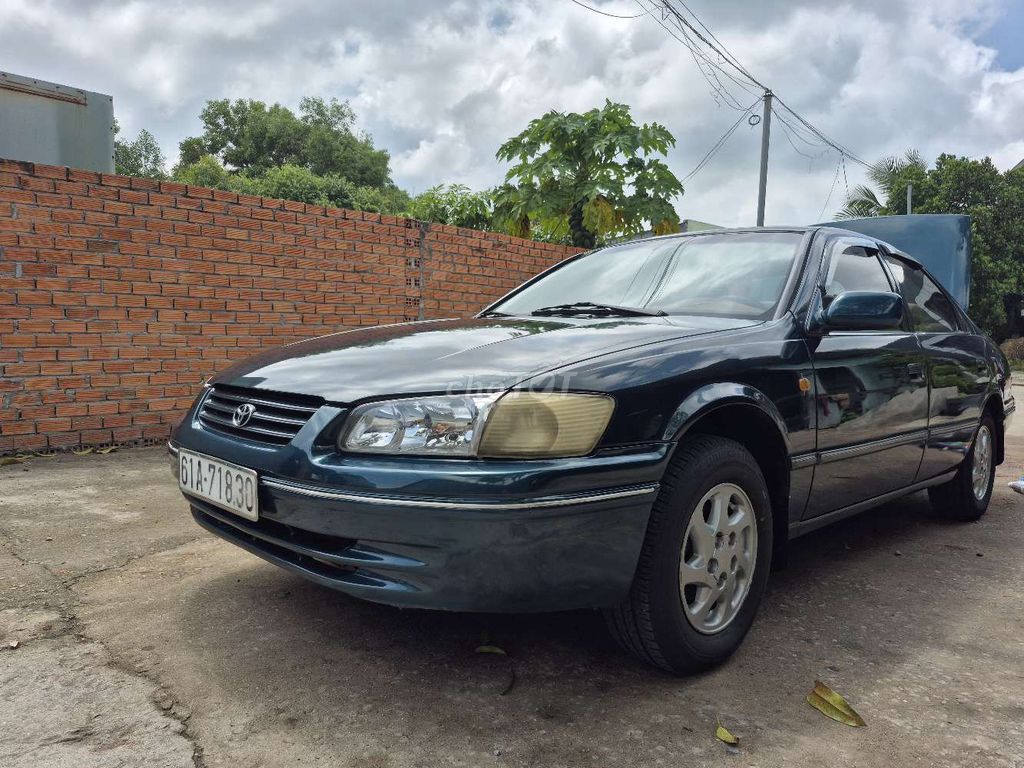 Toyota Camry 1998 - ảnh 2