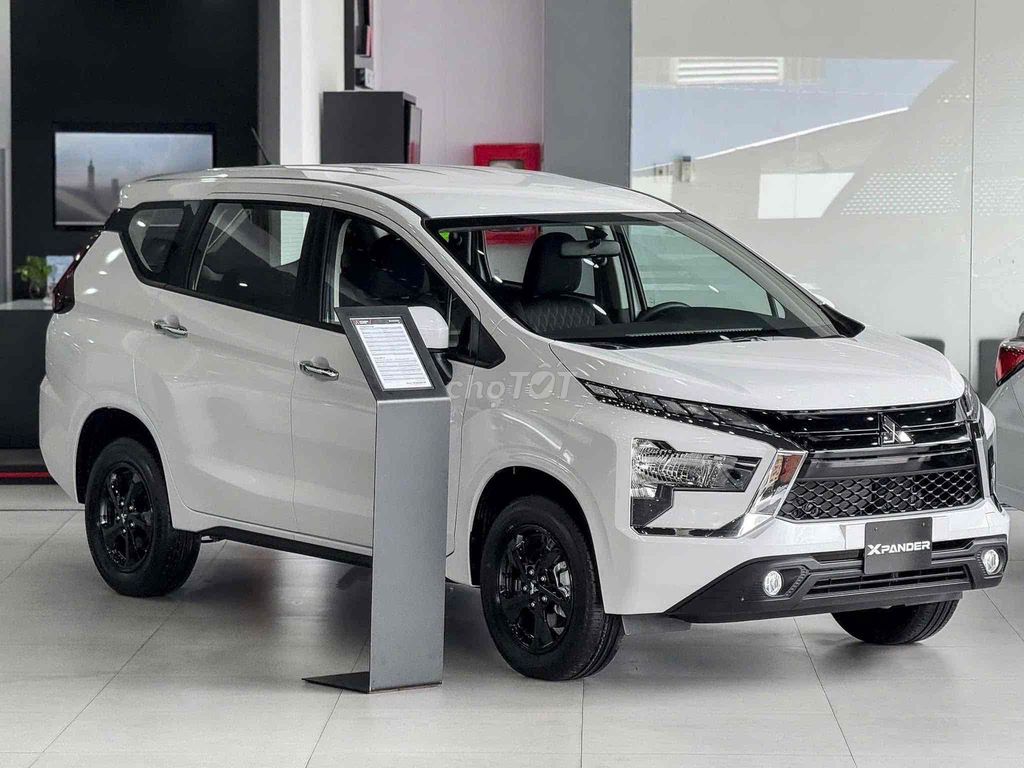Mitsubishi 2026 - ảnh 1