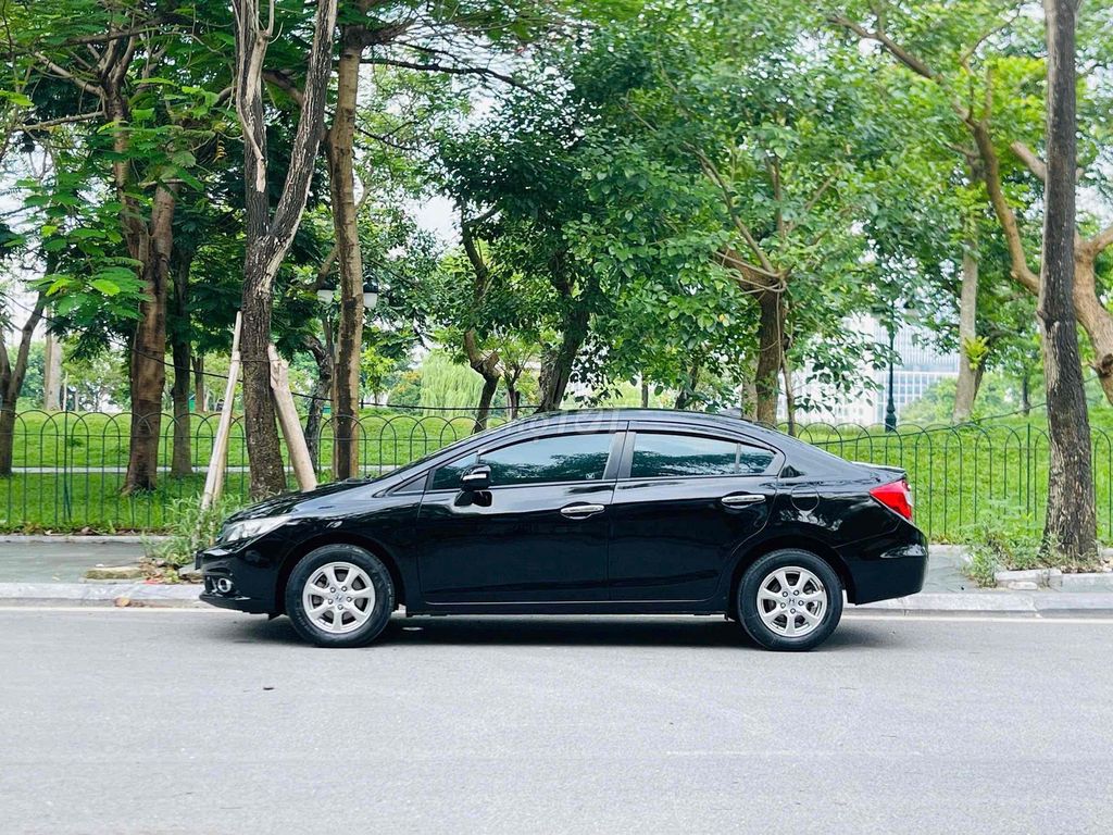 Honda Civic 2015 - ảnh 4