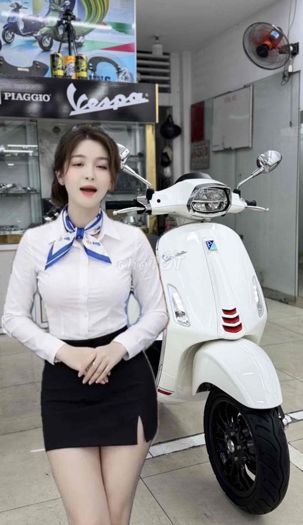 Vespa Sprint 2022 - ảnh 1