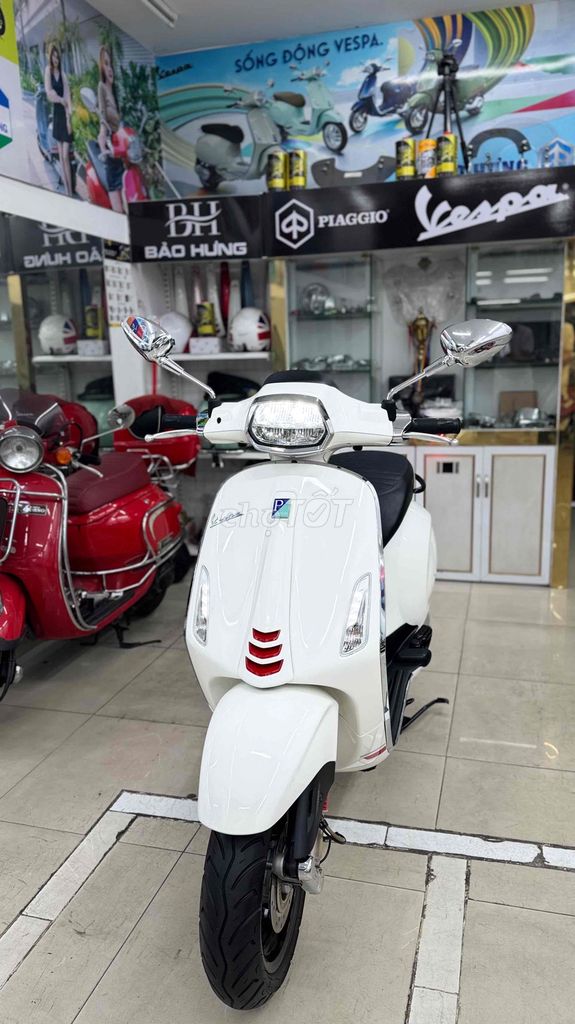 Vespa Sprint 2022 - ảnh 2
