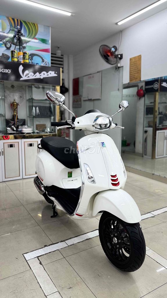 Vespa Sprint 2022 - ảnh 3