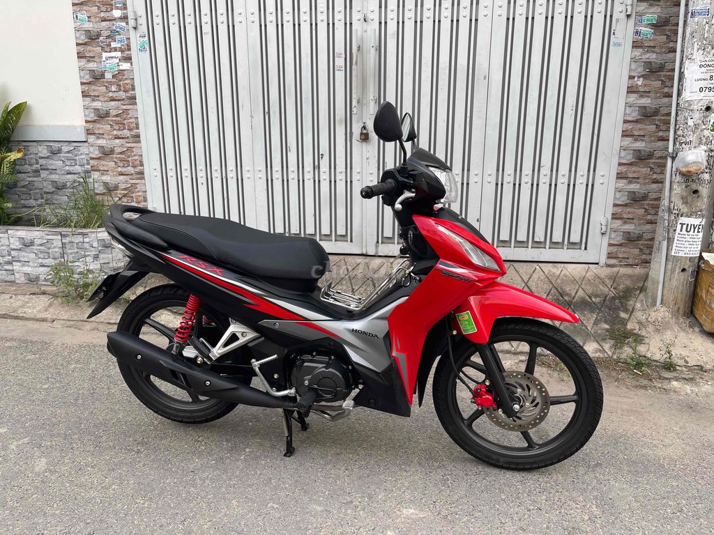 Wave RSX 2025 - ảnh 1