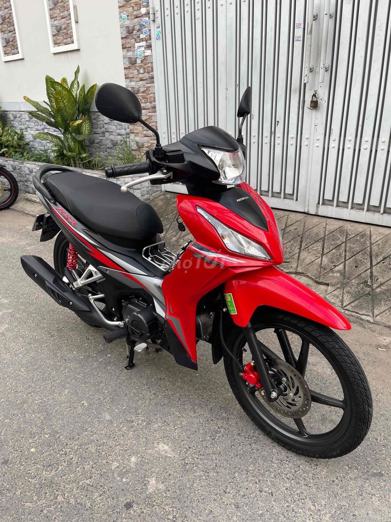 Wave RSX 2025 - ảnh 2