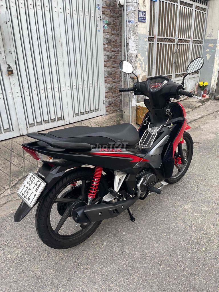 Wave RSX 2025 - ảnh 4