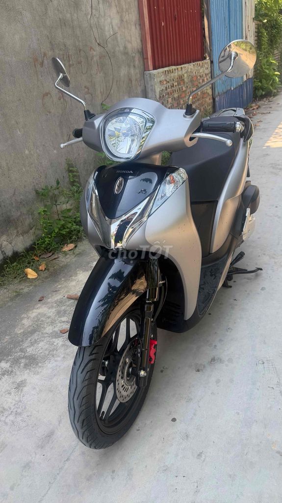 Honda SH Mode 2019 - ảnh 1