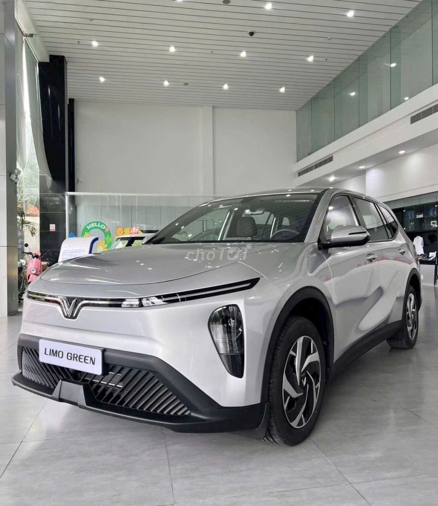 VinFast Limo Green AT 2026 - ảnh 5