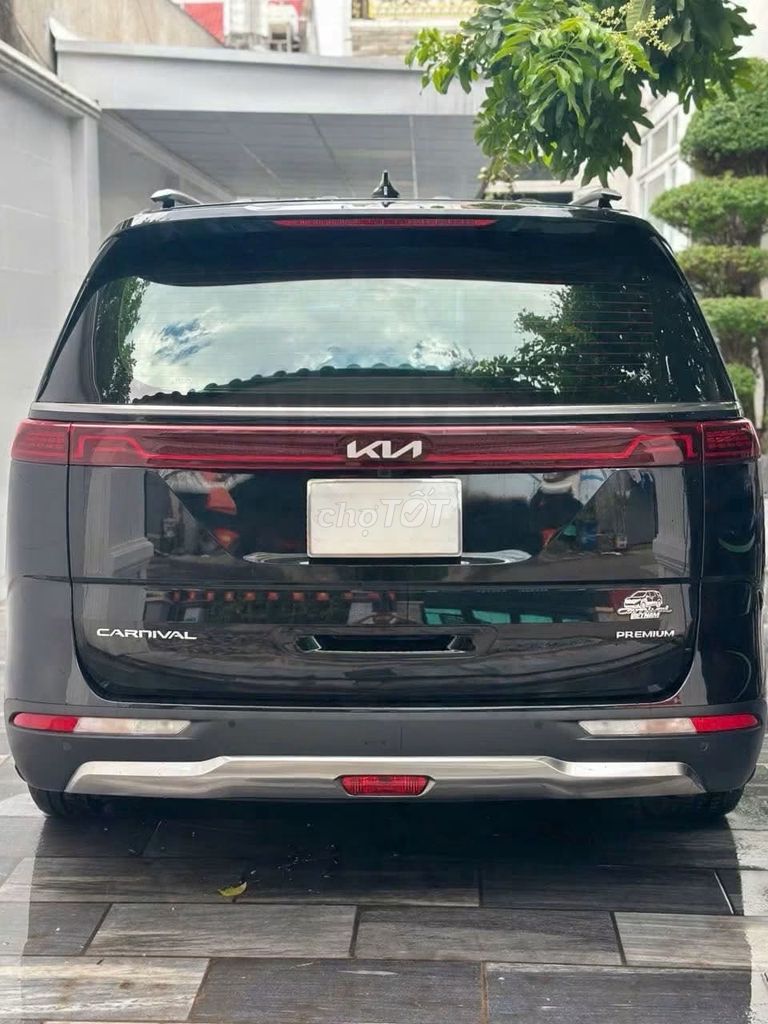 Kia Carnival Premium 2.2D 2023 - ảnh 2