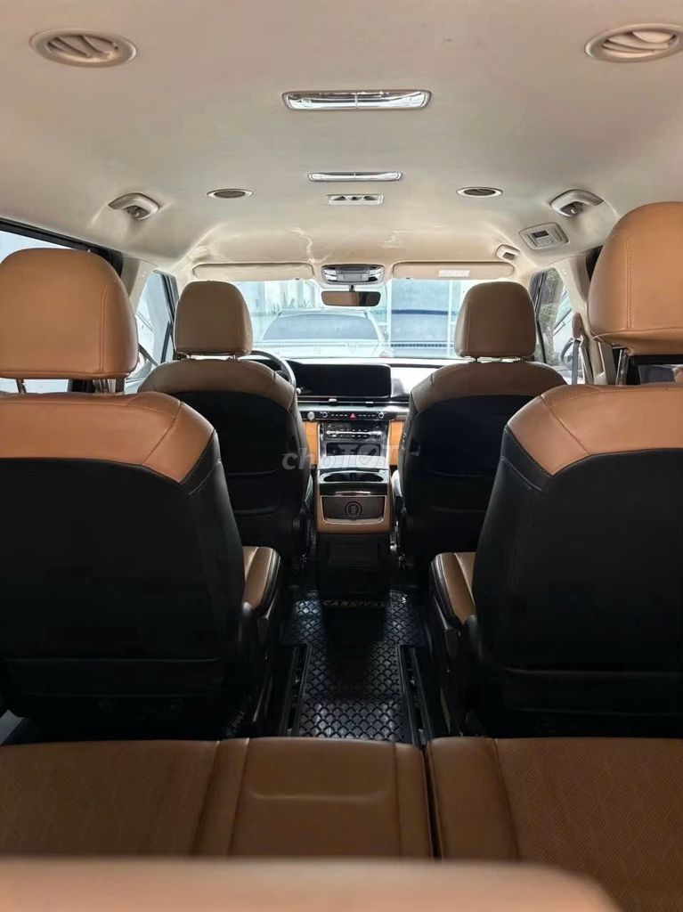 Kia Carnival Premium 2.2D 2023 - ảnh 5