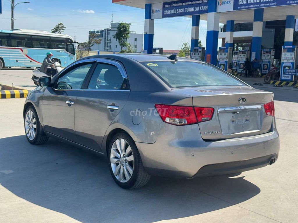Kia Cerato 2009 - ảnh 4
