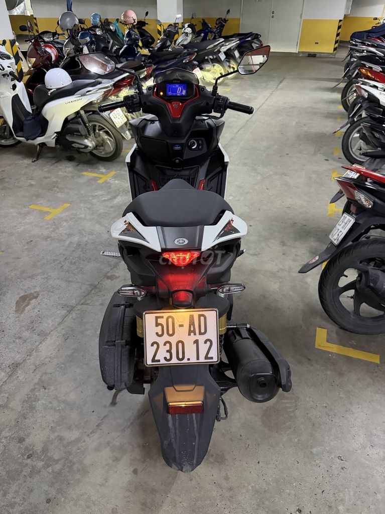 Yamaha NVX 2025 - ảnh 2