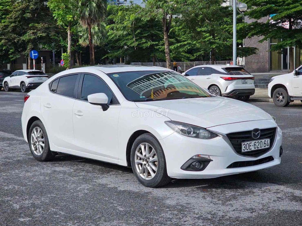 Mazda 3 - ảnh 2