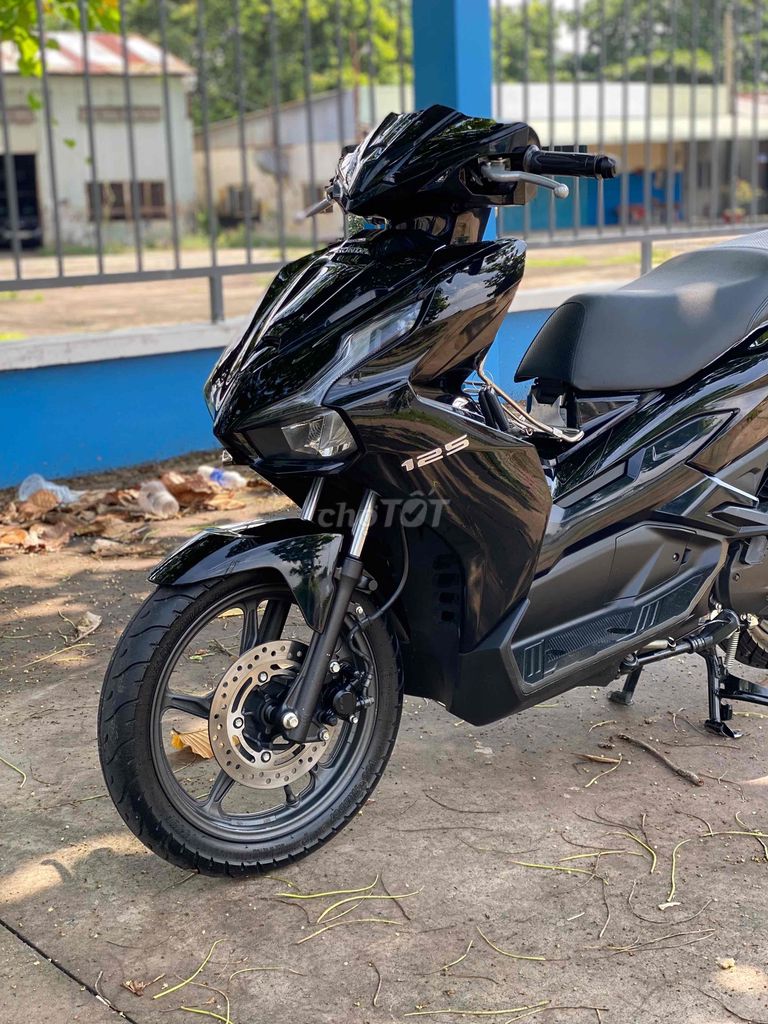 Honda Air Blade 2024 - ảnh 2
