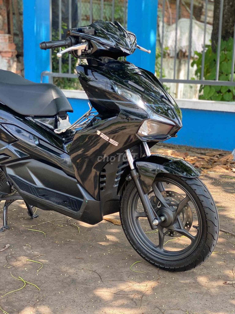 Honda Air Blade 2024 - ảnh 3